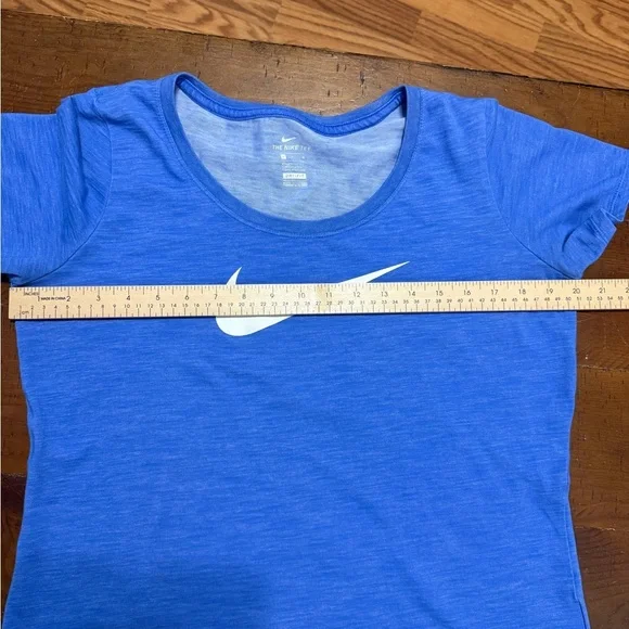 Nike Blue Dri-FIT Tee Crewneck Short Sleeve Women’s L - Picture 6 of 8